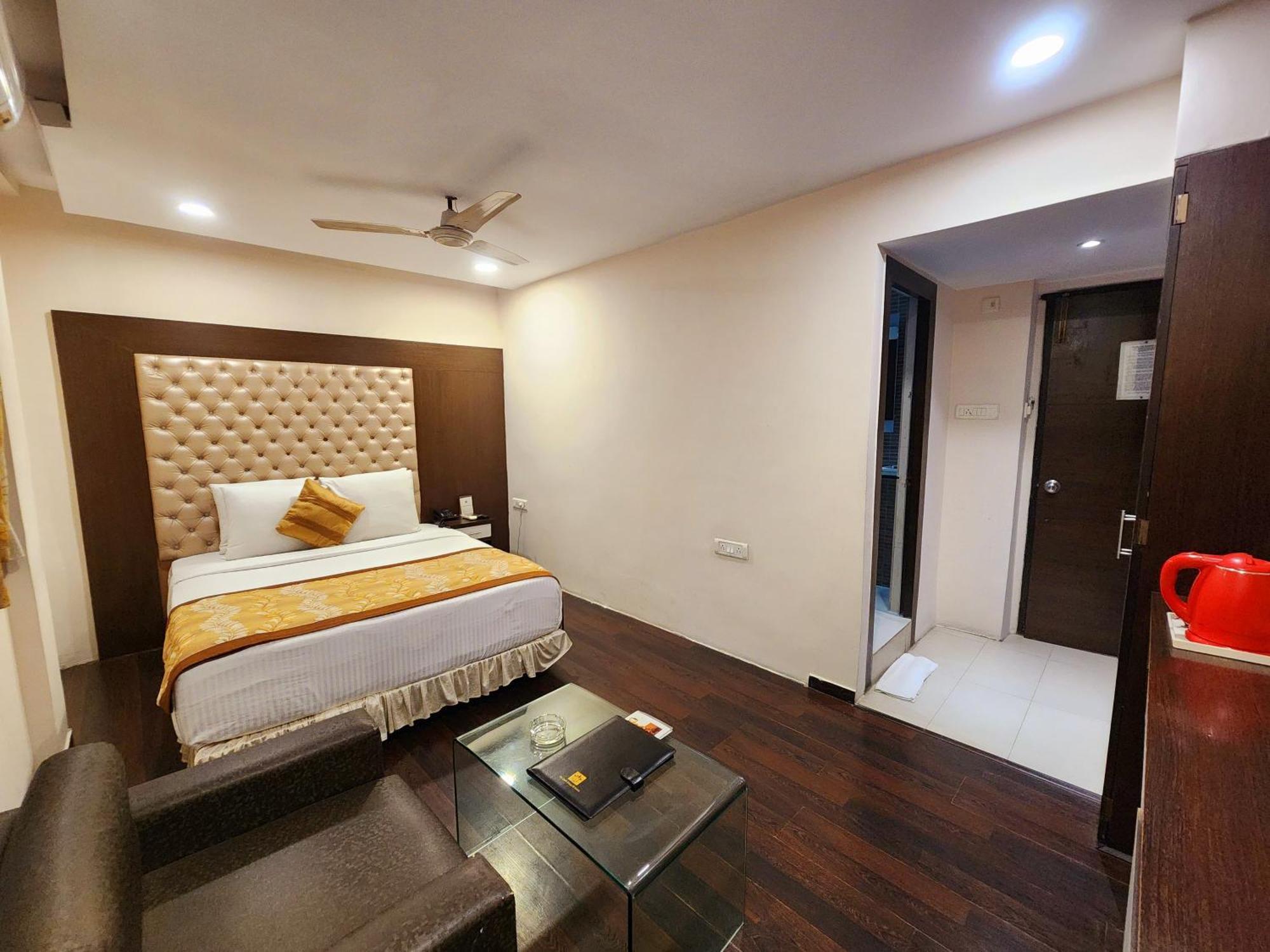 Hotel Lee International Calcutta Eksteriør billede